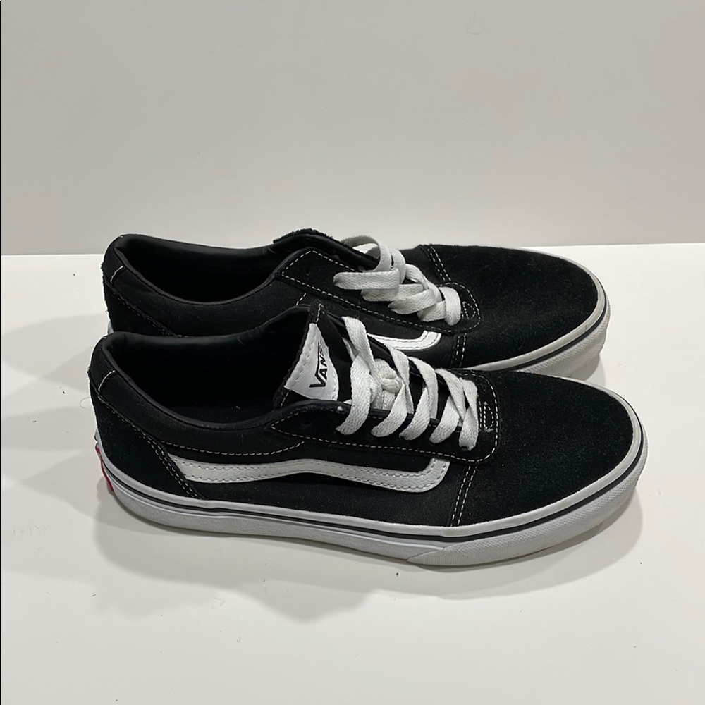Vans Classic Black and White Low-Tops